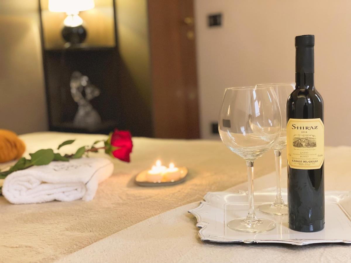 Trevi Fountain Luxury Guest House Рим Екстериор снимка