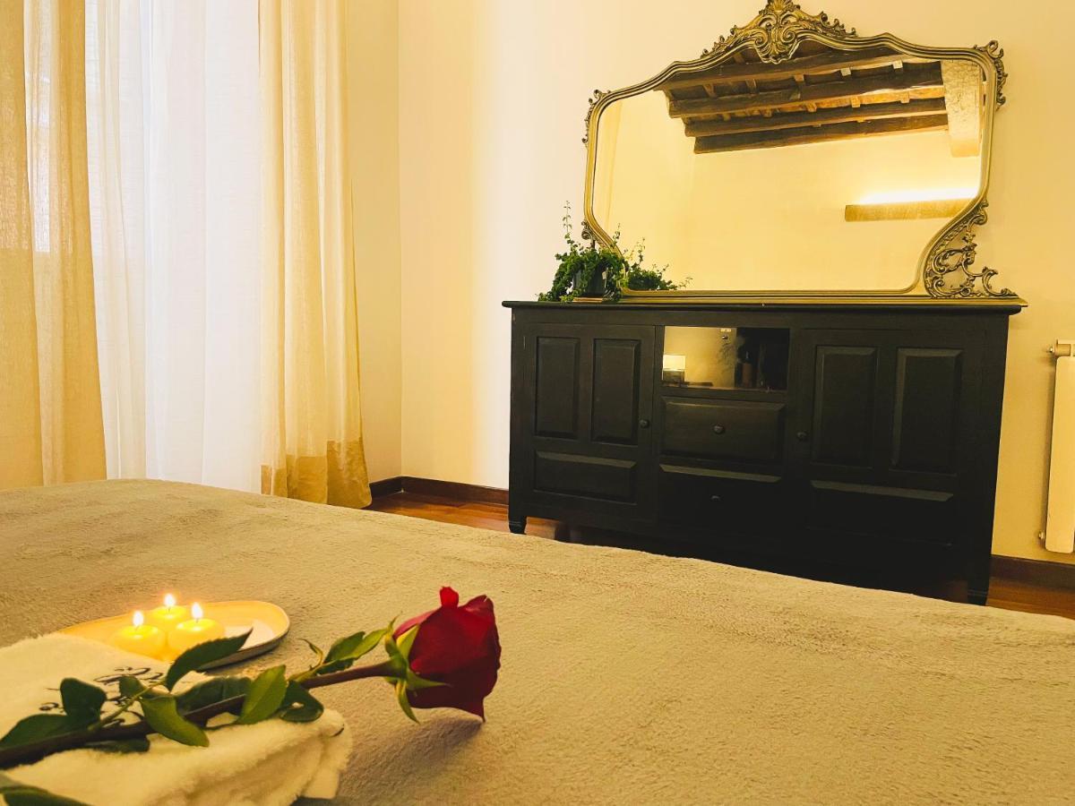 Trevi Fountain Luxury Guest House Рим Екстериор снимка