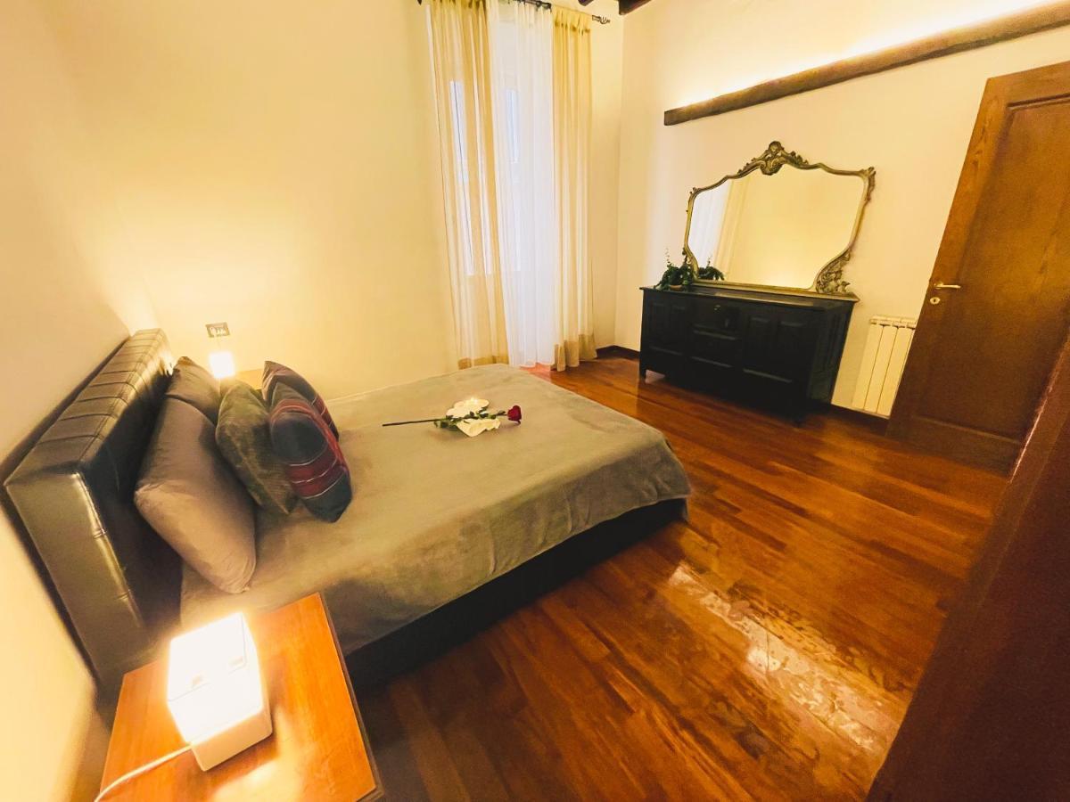 Trevi Fountain Luxury Guest House Рим Екстериор снимка