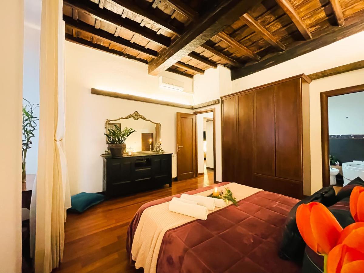 Trevi Fountain Luxury Guest House Рим Екстериор снимка
