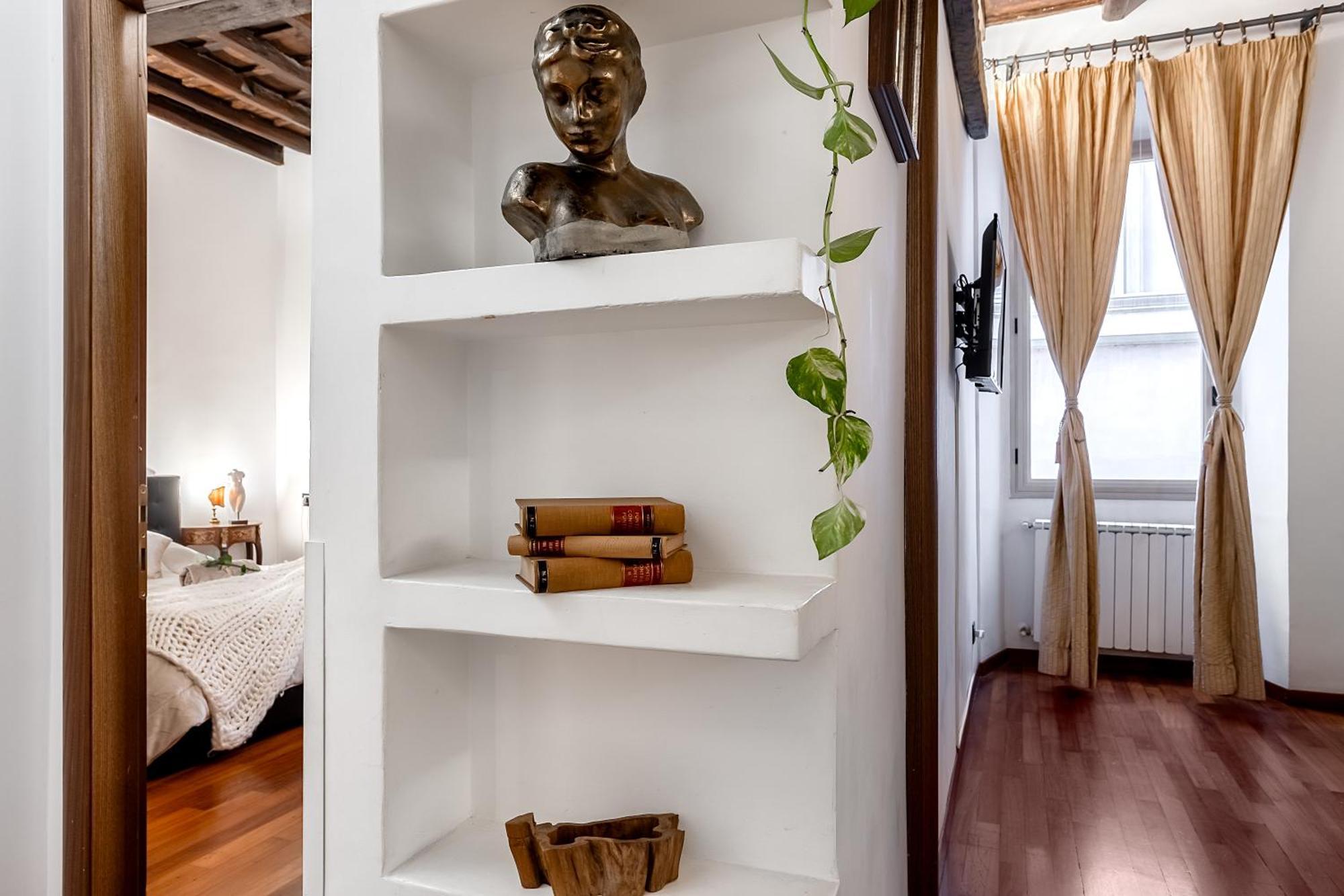 Trevi Fountain Luxury Guest House Рим Екстериор снимка