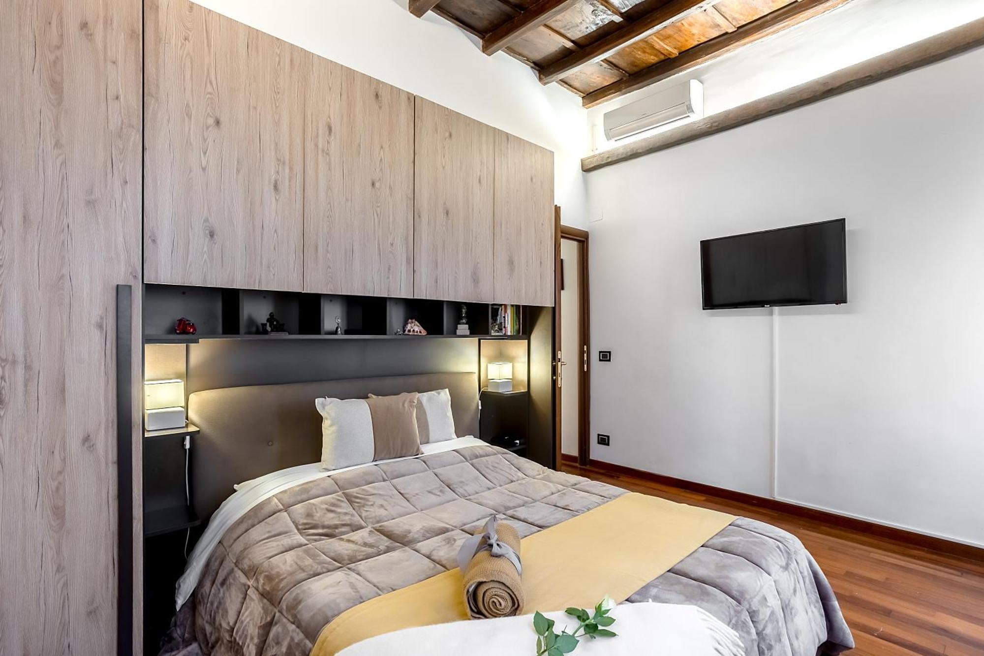 Trevi Fountain Luxury Guest House Рим Екстериор снимка